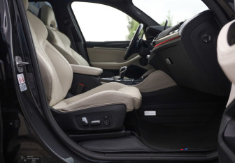 Подержанный автомобиль BMW X3 M 2020 года (32 фото)