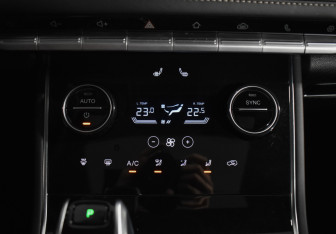 Подержанный автомобиль Chery Tiggo 8 2024 года (17 фото)