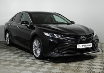 Подержанный автомобиль Toyota Camry Sedan 2018 года (3 фото)