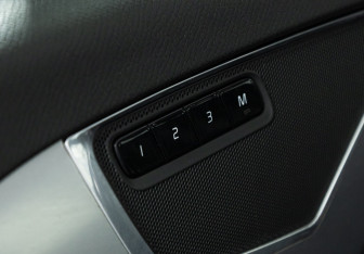 Подержанный автомобиль Volvo XC90 2019 года (18 фото)