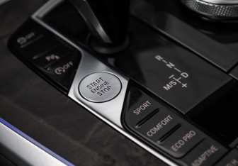 Подержанный автомобиль BMW X5 2019 года (25 фото)