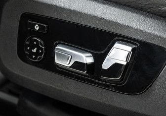 Подержанный автомобиль BMW X6 M 2021 года (27 фото)