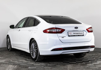 Подержанный автомобиль Ford Mondeo Sedan 2015 года (7 фото)