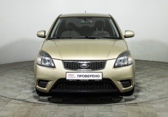 Подержанный автомобиль Kia Rio Sedan 2011 года (2 фото)