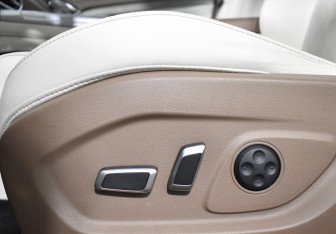 Подержанный автомобиль Voyah Free 2023 года (21 фото)