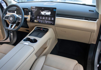 Новый Evolute i-SPACE 2025 (8 фото)