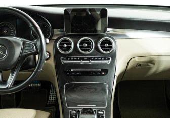 Подержанный автомобиль Mercedes-Benz GLC Coupe 2018 года (14 фото)