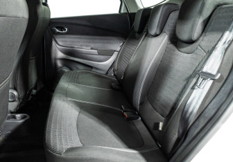 Подержанный автомобиль Renault Kaptur 2018 года (10 фото)