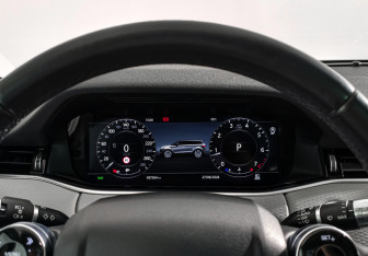 Подержанный автомобиль Land Rover Range Rover Evoque 2019 года (21 фото)