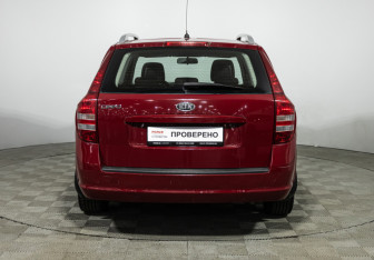 Подержанный автомобиль Kia Ceed Wagon 2008 года (6 фото)