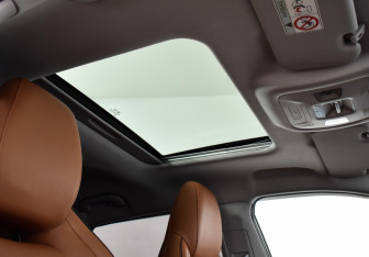 Подержанный автомобиль Omoda C5 2023 года (13 фото)