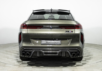 Подержанный автомобиль BMW X6 M 2021 года (6 фото)