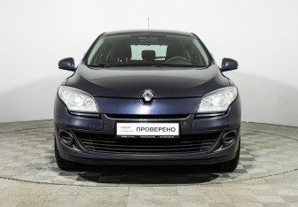 Подержанный автомобиль Renault Megane Hatchback 2012 года (2 фото)