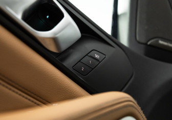 Подержанный автомобиль BMW X5 2019 года (17 фото)