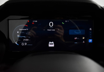 Подержанный автомобиль Geely Monjaro 2023 года (20 фото)