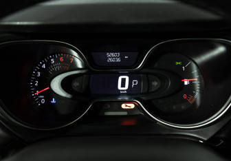 Подержанный автомобиль Renault Kaptur 2021 года (12 фото)