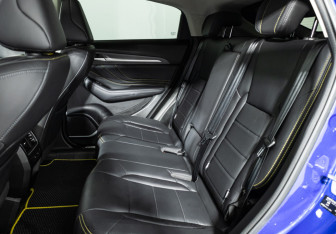 Подержанный автомобиль Haval F7x 2021 года (10 фото)