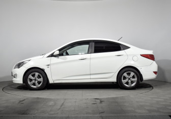 Подержанный автомобиль Hyundai Solaris Sedan 2016 года (8 фото)