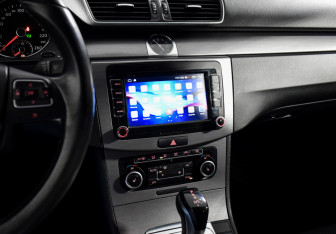 Подержанный автомобиль Volkswagen Passat Sedan 2011 года (17 фото)