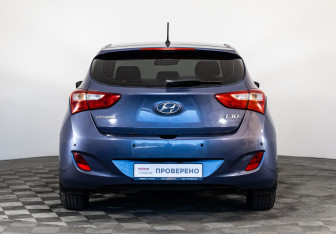 Подержанный автомобиль Hyundai i30 Hatchback 2012 года (6 фото)