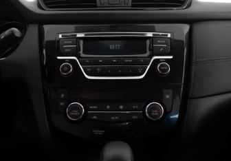 Подержанный автомобиль Nissan Qashqai 2021 года (13 фото)