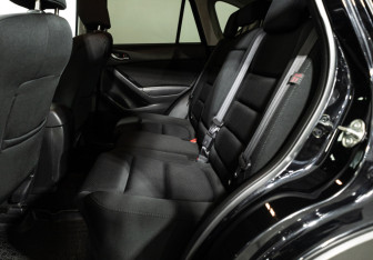 Подержанный автомобиль Mazda CX-5 2017 года (10 фото)