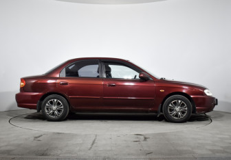 Подержанный автомобиль Kia Spectra Sedan 2007 года (4 фото)