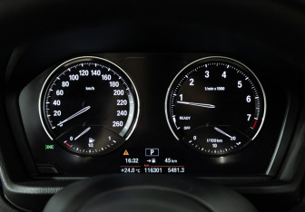 Подержанный автомобиль BMW X2 2021 года (12 фото)