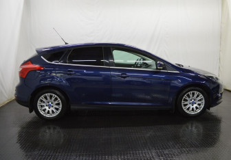 Подержанный автомобиль Ford Focus Hatchback 2012 года (4 фото)