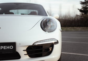 Подержанный автомобиль Porsche 911 Coupe 2013 года (7 фото)