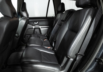 Подержанный автомобиль Volvo XC90 2012 года (10 фото)