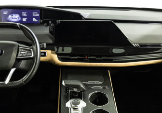 Подержанный автомобиль Changan UNI-K 2023 года (14 фото)