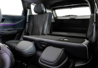 Подержанный автомобиль Jaecoo J8 2024 года (29 фото)