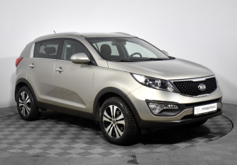 Подержанный автомобиль Kia Sportage 2014 года (3 фото)