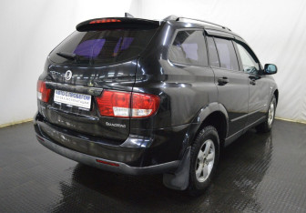 Подержанный автомобиль SsangYong Kyron 2010 года (5 фото)