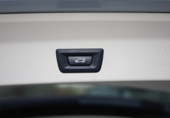 Подержанный автомобиль BMW X3 2019 года (22 фото)