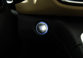 Подержанный автомобиль Hyundai Santa Fe 2021 года (23 фото)