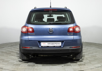 Подержанный автомобиль Volkswagen Tiguan 2011 года (6 фото)