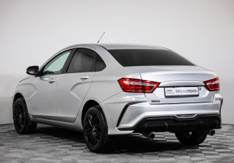 Подержанный автомобиль LADA (ВАЗ) Vesta Sedan 2016 года (7 фото)