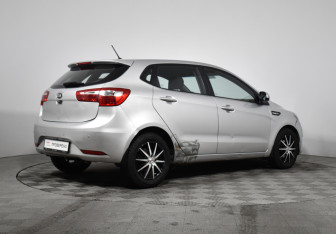 Подержанный автомобиль Kia Rio Hatchback 2014 года (5 фото)