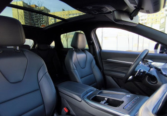 Подержанный автомобиль Haval F7 2024 года (16 фото)