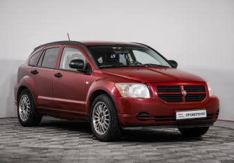 Подержанный автомобиль Dodge Caliber 2006 года (3 фото)
