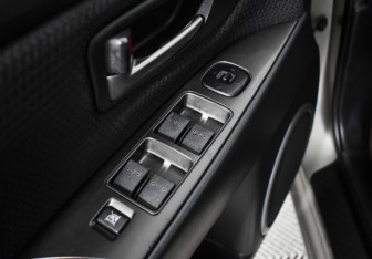 Подержанный автомобиль Mazda 3 Hatchback 2007 года (10 фото)