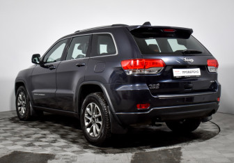 Подержанный автомобиль Jeep Grand Cherokee 2013 года (7 фото)