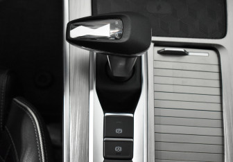 Подержанный автомобиль Exeed VX 2023 года (11 фото)