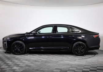 Подержанный автомобиль Geely Preface 2024 года (8 фото)