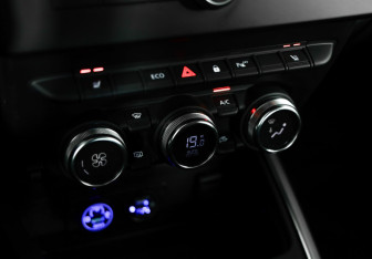 Подержанный автомобиль Renault Arkana 2021 года (14 фото)