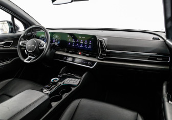 Подержанный автомобиль Kia Sportage 2022 года (10 фото)