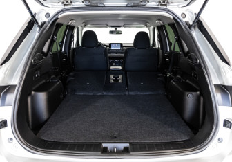 Подержанный автомобиль Mitsubishi Outlander 2022 года (29 фото)