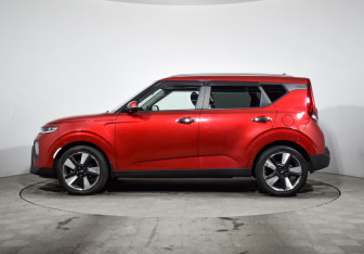 Подержанный автомобиль Kia Soul 2022 года (8 фото)